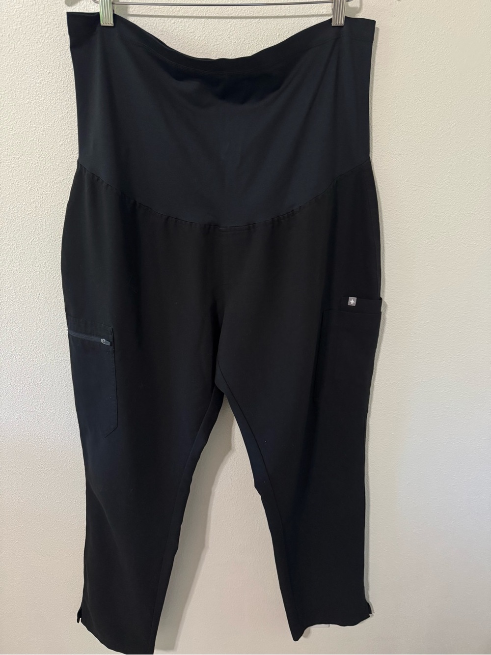 Figs Maternity Yola Skinny Scrub Pants Black W19SW2043 Over Bump Panel X-Large